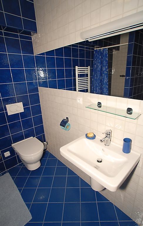 Rezidence & Wellness Blatov Hotel Prága Szoba fotó