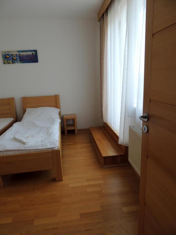 Rezidence & Wellness Blatov Hotel Prága Szoba fotó